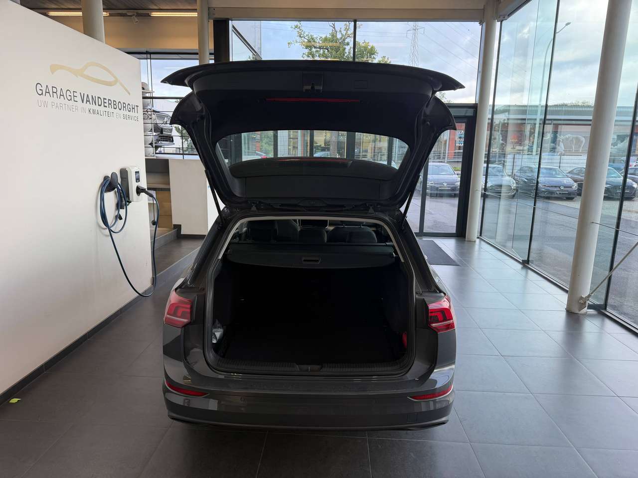 Volkswagen Golf Variant BREAK LIFE 1.5eTSI HYBRIDE BENZINE AUTOMAAT 34000KM!!!!! — foto 6 van 23