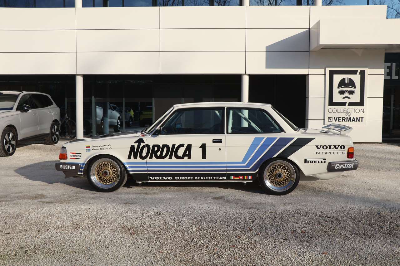 Volvo 240 240 Turbo Grp A - Brand new - FIA Homologated — foto 12 van 25