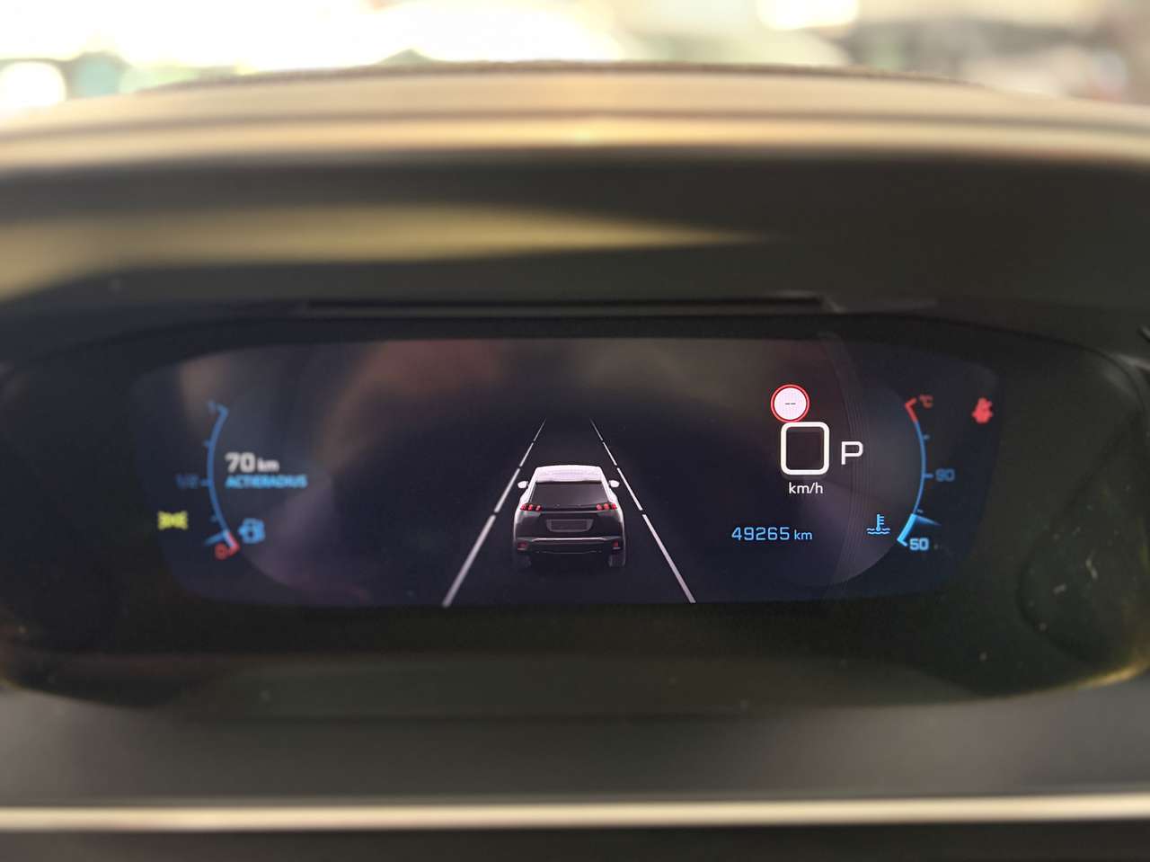 Peugeot 2008 1.2 PureTech Allure — foto 16 van 17