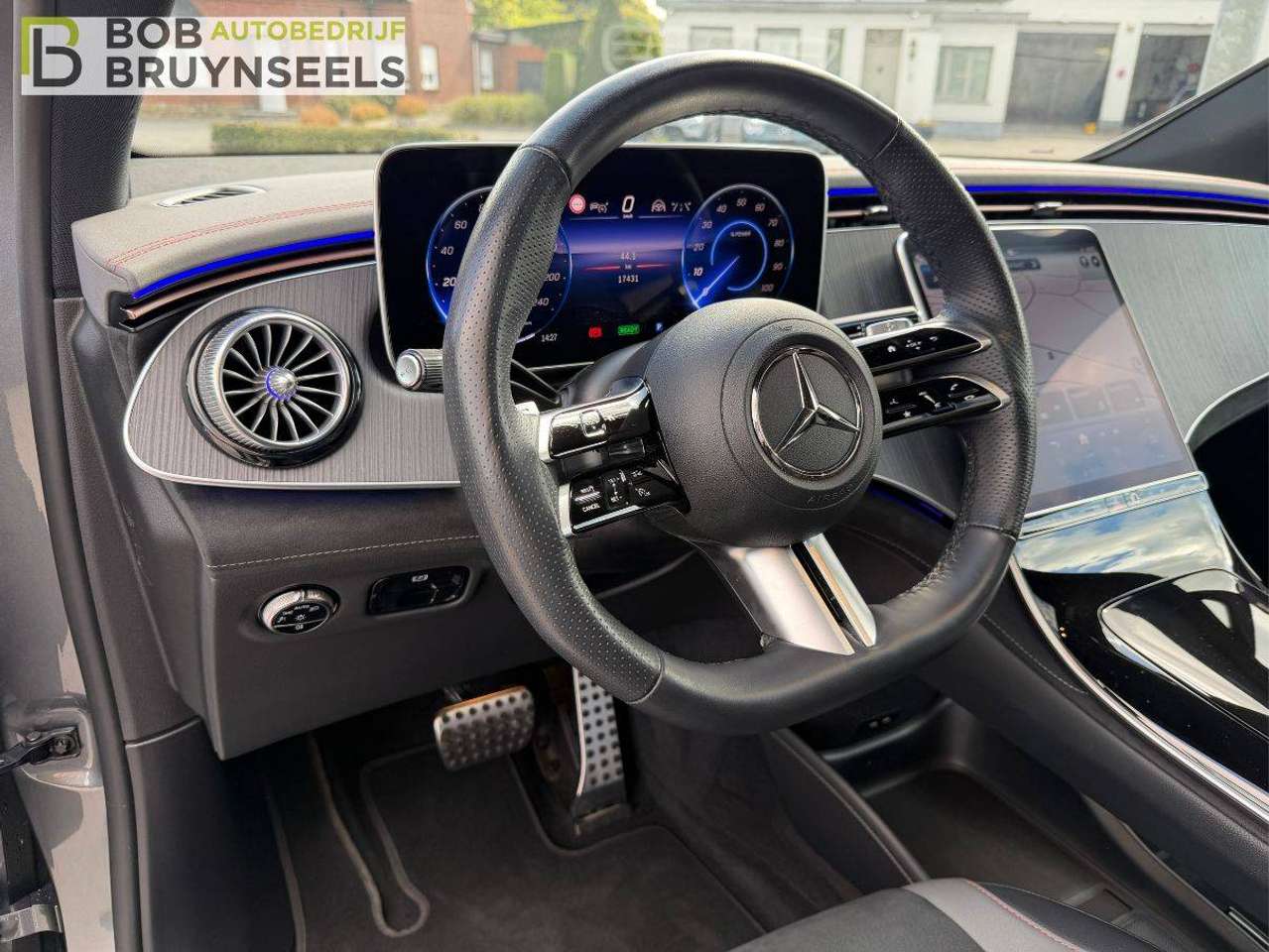 Mercedes-Benz EQE SUV SUV Amg line – Nightpakket – 360°camera – distronic – Trekhaak – Panodak — foto 11 van 25