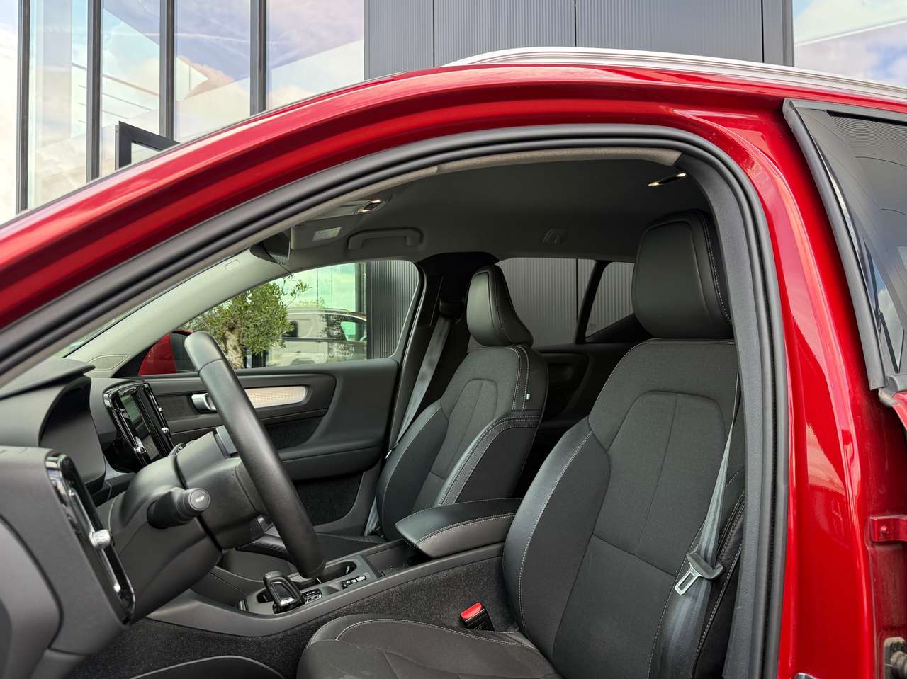 Volvo XC40 1.5 T5 PHEV Plug in Electric / Benzine Inscription Expression — foto 11 van 18