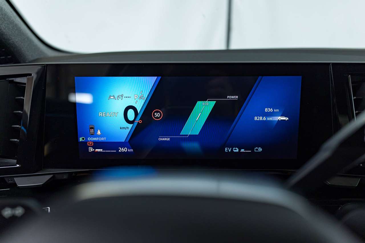 Renault Austral E-TECH HYBRID|GARANTIE|KEYLESS|HEATED-SEATS & WHEEL|ACC|LA| — foto 21 van 25