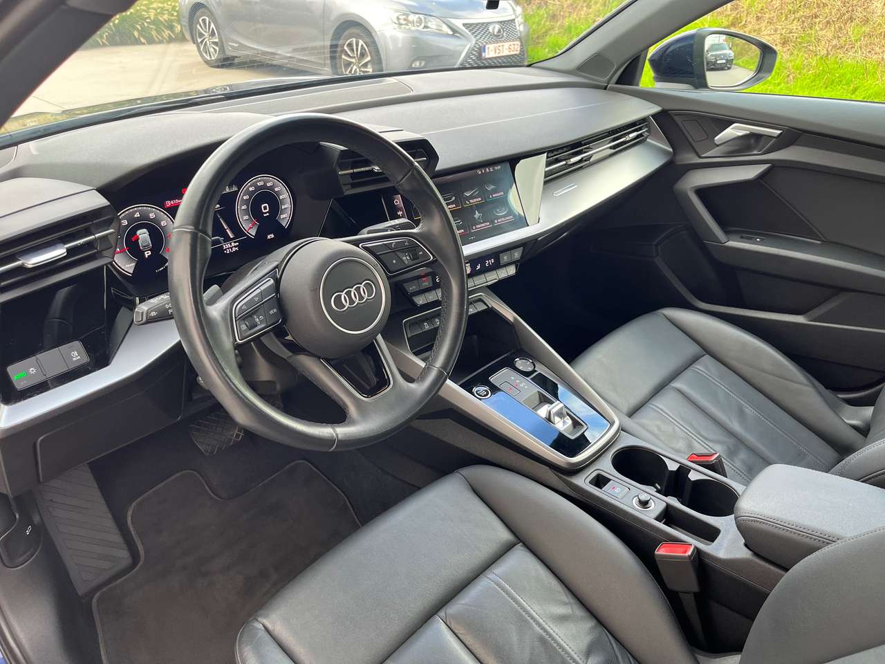 Audi A3 A3 Sportback MHEV 30 eTFSI Business Attraction S-Tronic /LEATHER / HEATED SEATS / LED / PDC / COCKPIT / CARPLAY /ACC PREP — foto 7 van 19