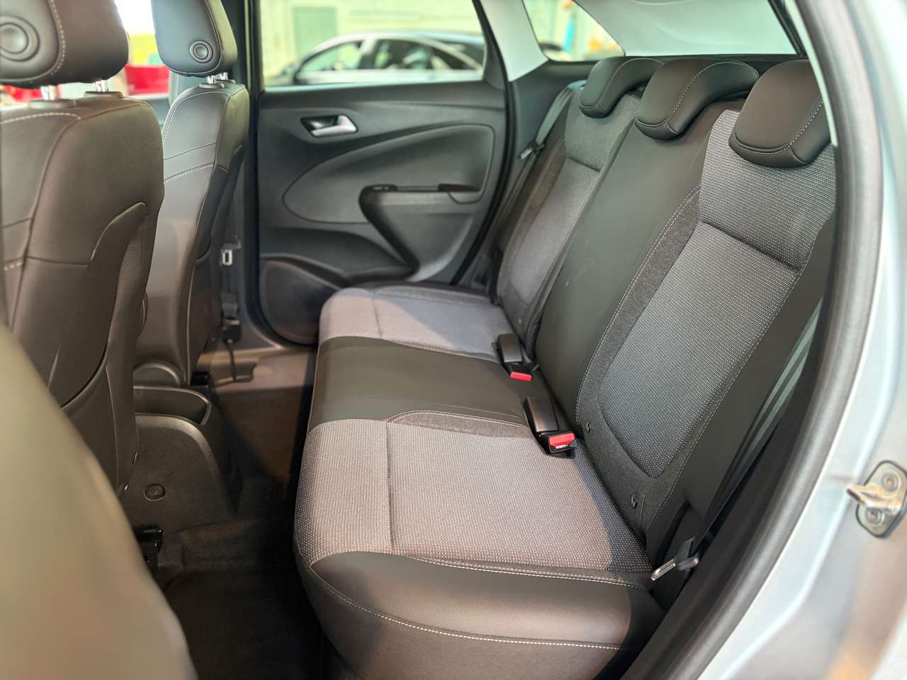 Opel Crossland 1.2 PureTech Elegance Business — foto 7 van 16