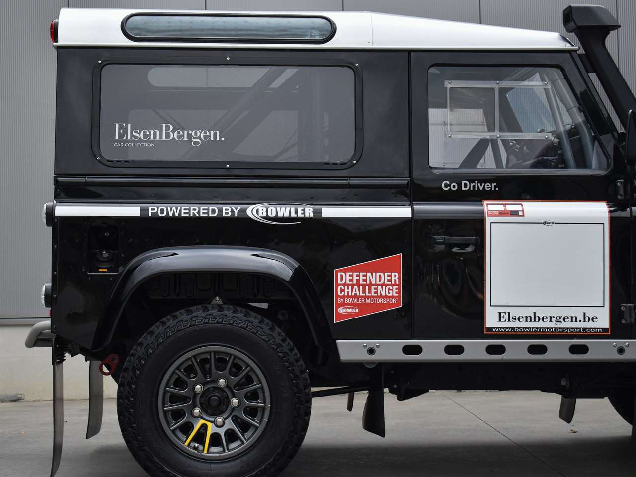 Land Rover Defender 90 / BOWLER CHALLENGE / Collectors Item — foto 13 van 25