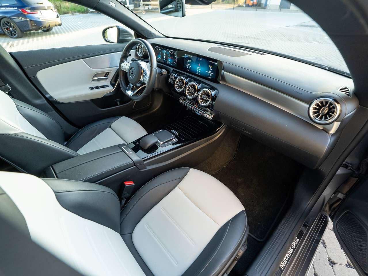 Mercedes-Benz CLA 180 Automaat | Keyless | Airco | Cruise control | Camera — foto 6 van 25