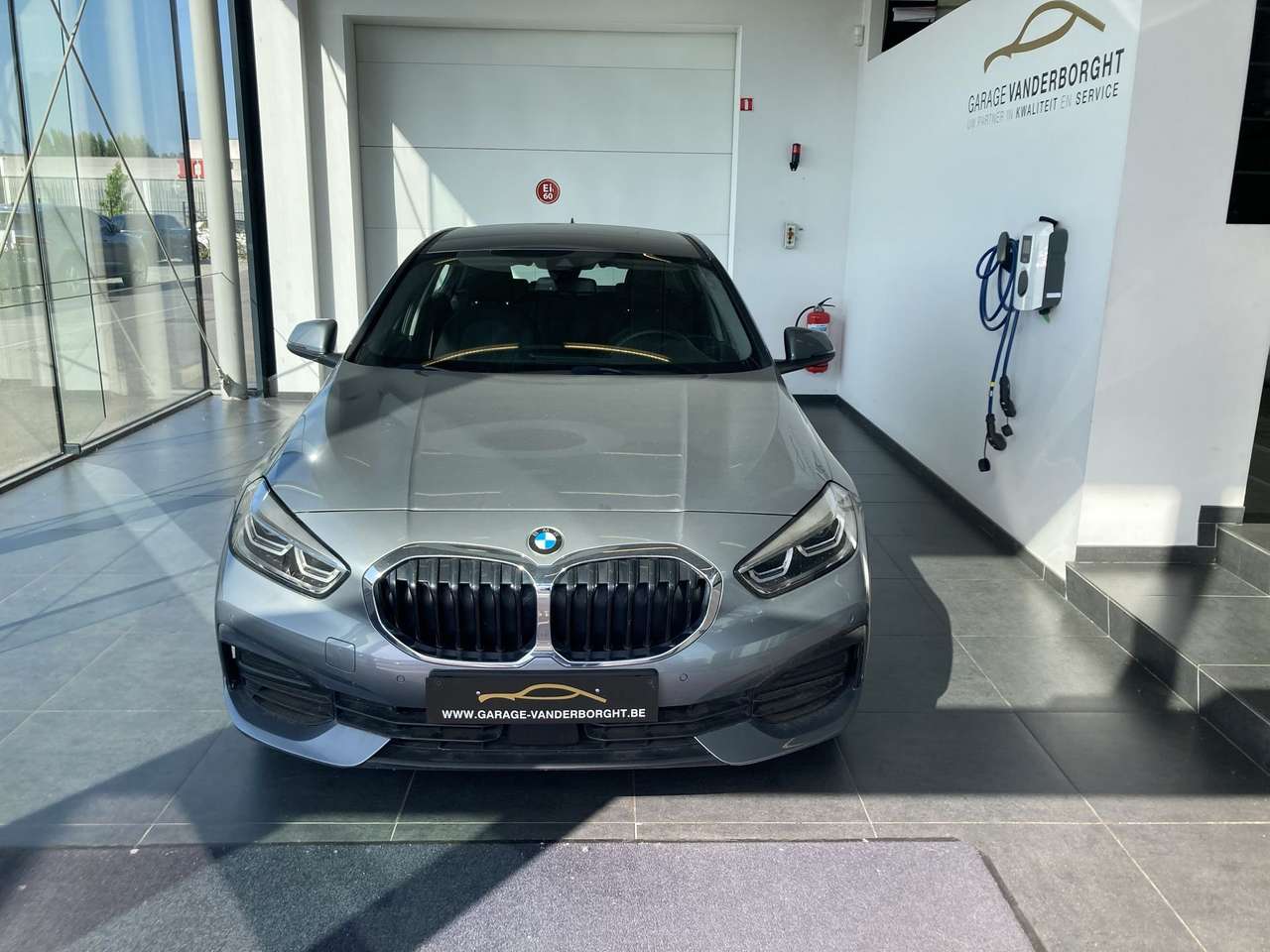 BMW 118 118I M-PACK BENZINE AUTOMAAT — foto 2 van 20