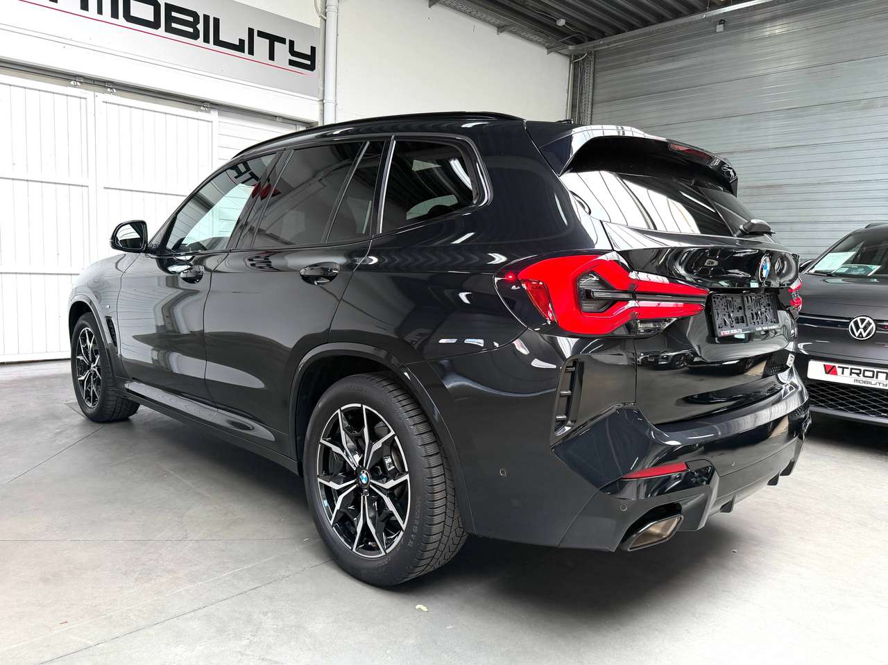 BMW X3 X3 2.0iA xDrive20 M-PACK PANO*CAMERA*PDC*NAVI*DAB*CARPLAY*CC*LED*HEATED SEATS MEMORY*AC3ZONE — foto 8 van 25