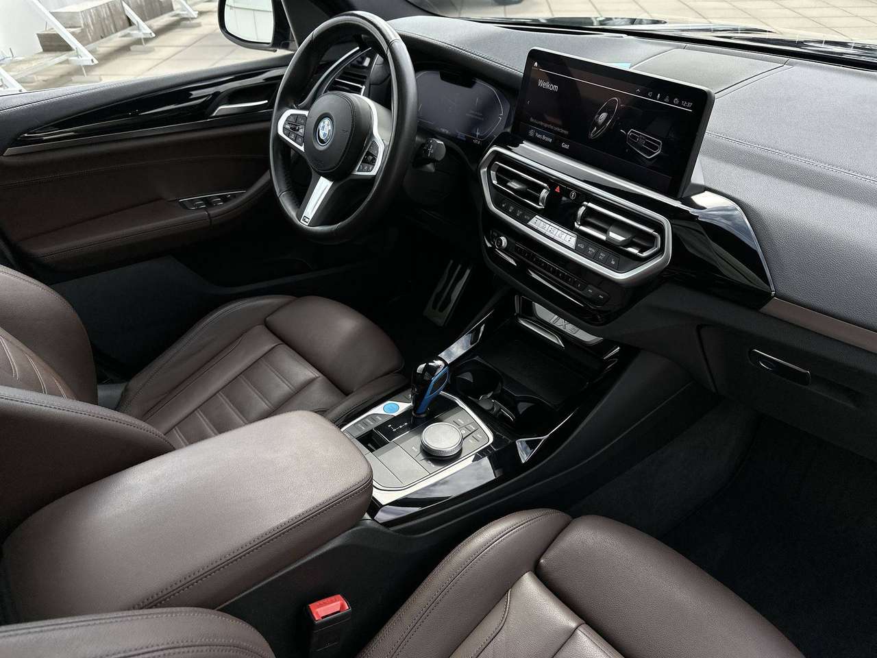 BMW iX3 iX3 80 kWh M-pakket Harman Kardon Driving Assist professional — foto 9 van 19
