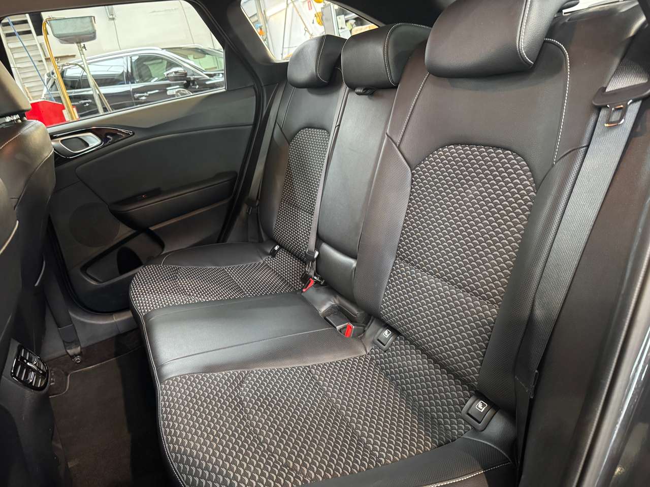 Kia Ceed SW / cee'd SW 1.0 T-GDi ISG — foto 7 van 17