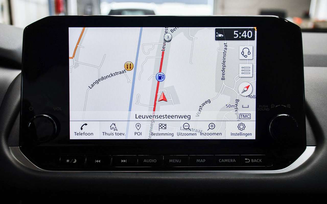Nissan Qashqai Qashqai 1.3 DIG-T MHEV N-Connecta - NAVIGATIE / SMARTLINK / CAMERA / PANO / BLIS / ACC — foto 9 van 18