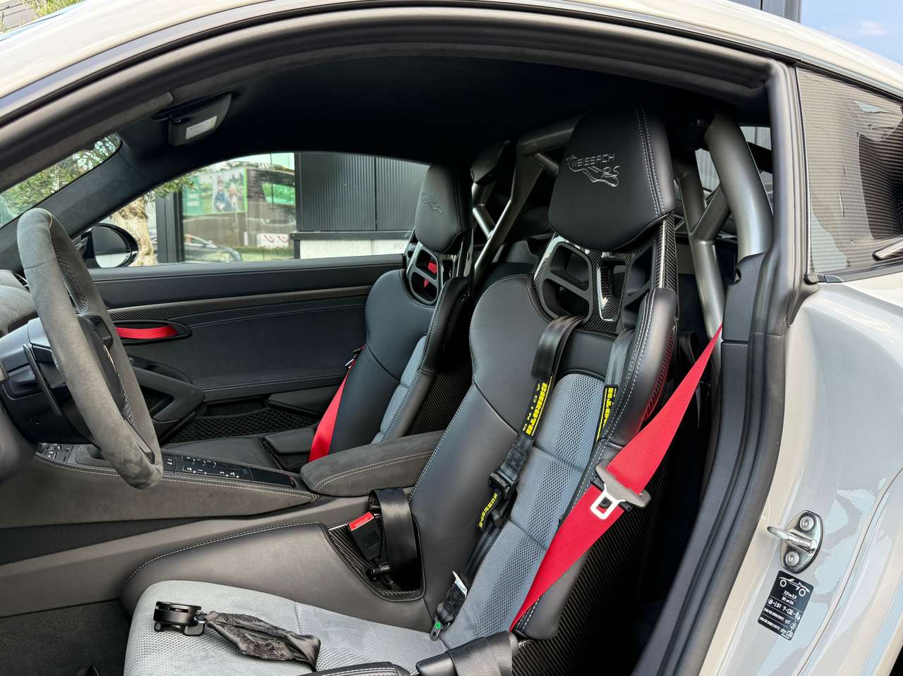 Porsche 718 GT4 RS 4.0i PDK Weissach Pack 4000km — foto 13 van 25