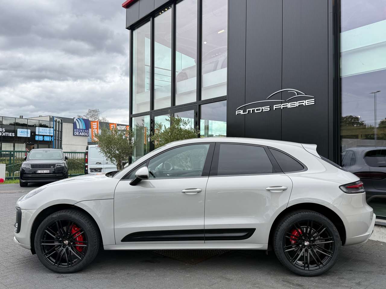 Porsche Macan Macan l GTS Look l 18-Ways l Pano — foto 5 van 23