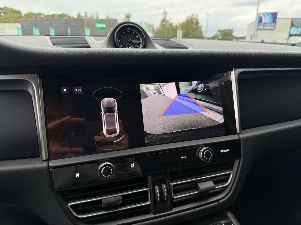Porsche Macan Macan l GTS Look l 18-Ways l Pano — foto 20 van 23