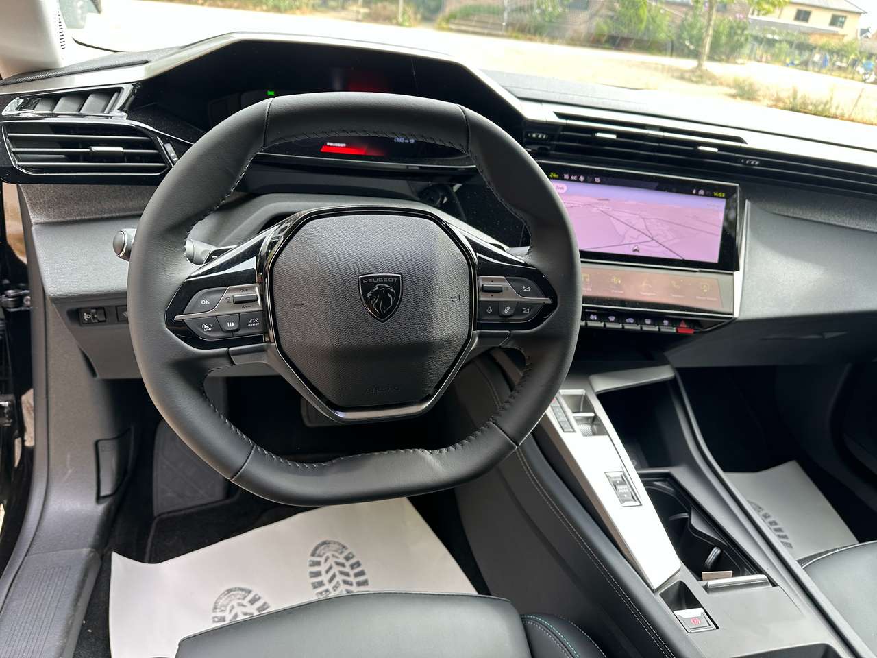 Peugeot 308 308 Hybrid 180 e-EAT8 Allure Pack — foto 12 van 15