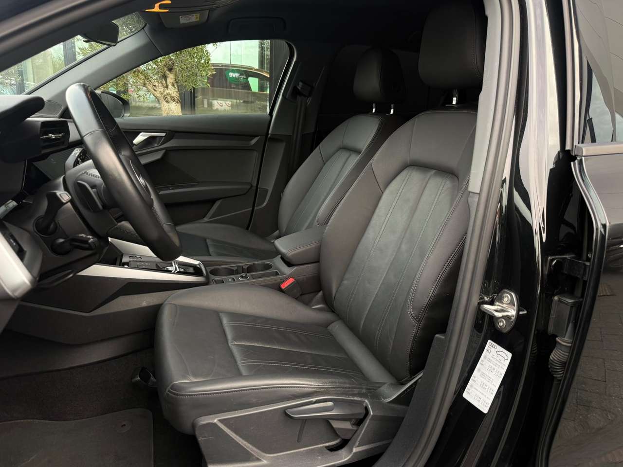 Audi A3 40 TFSI e  Plug in PHEV S Line S tronic Black Pack — foto 11 van 19