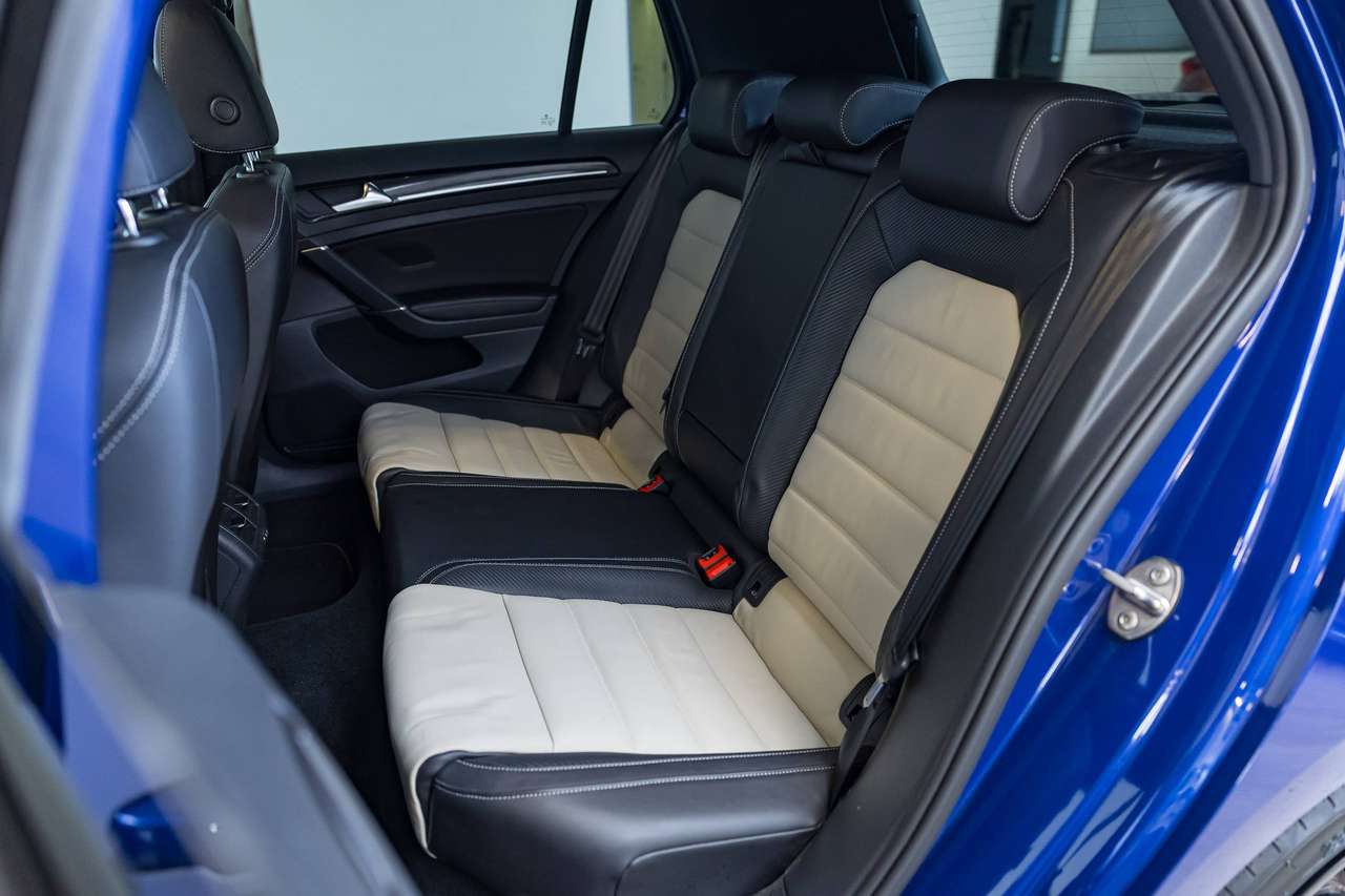 Volkswagen Golf R GARANTIE|4MOTION|PANO|KEYLESS|ACC|ZETELVERW.| — foto 13 van 25