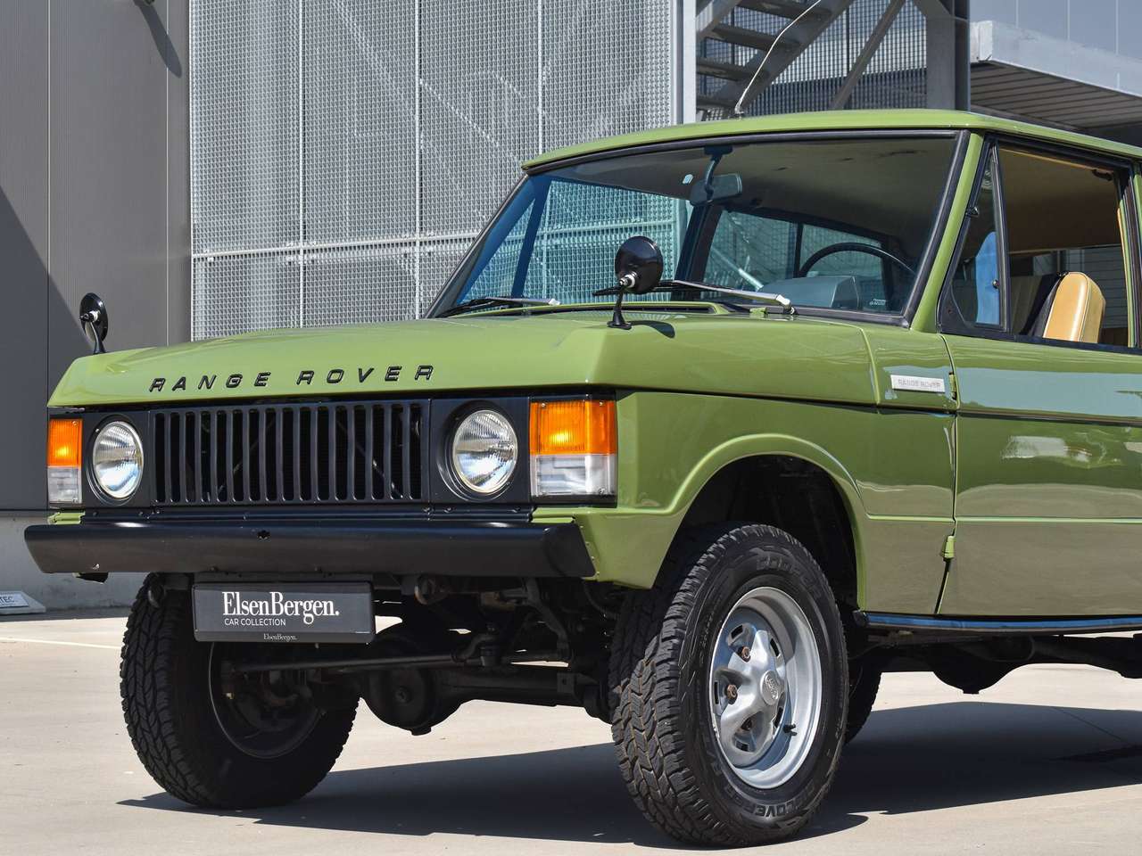 Land Rover Range Rover Classic V8 / Warwick Green / Restored / Suffix D — foto 6 van 19