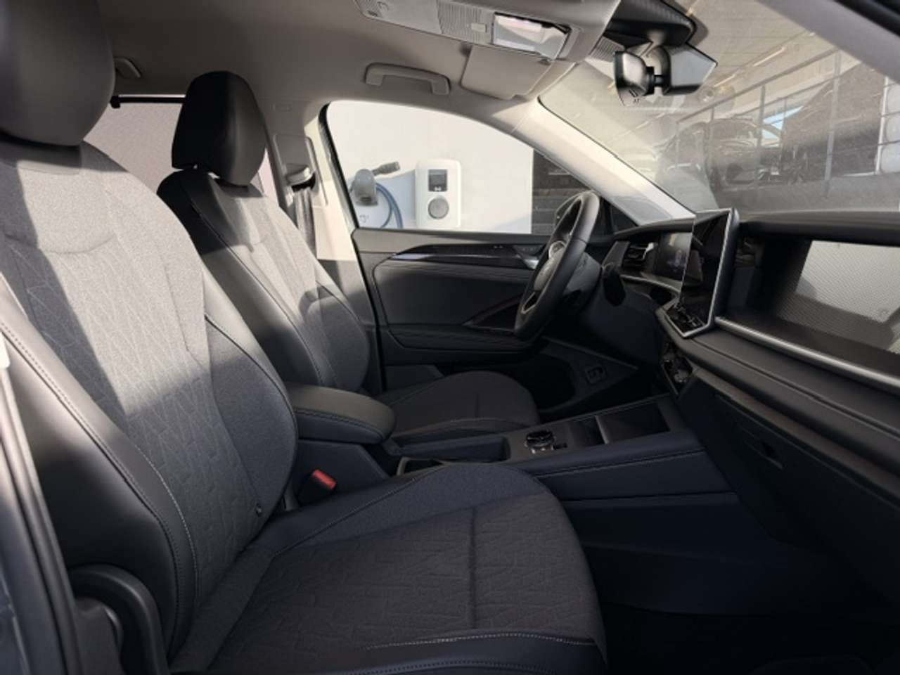 Volkswagen Tayron HYBRIDE AUTOMAAT 7 ZETELS NIEUW 0KM — foto 11 van 25