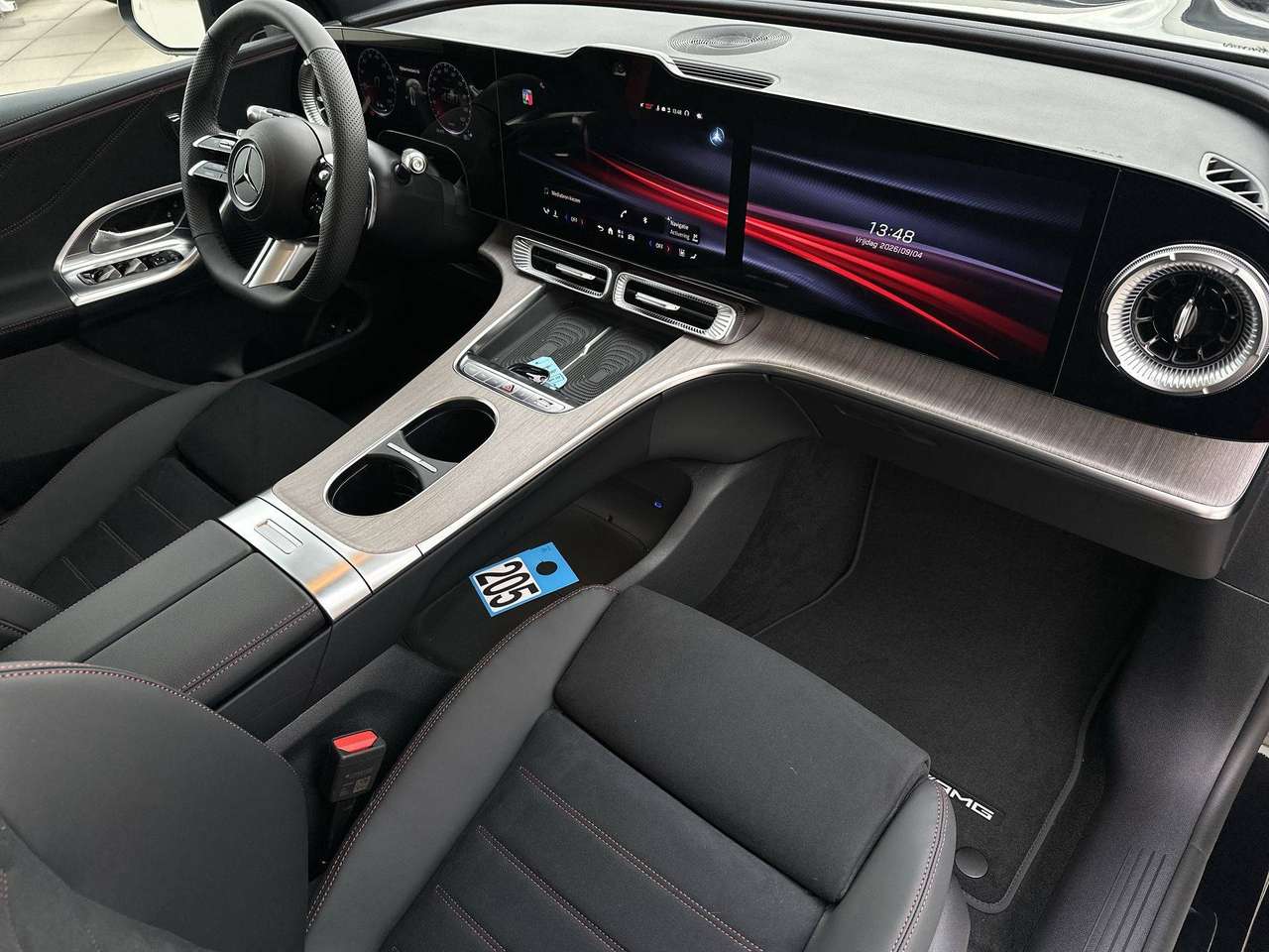 Mercedes-Benz GLC 400 4MATIC ELECTRIC AMG Line Distronic Trekhaak Nightpakket Pano Dak — foto 19 van 19
