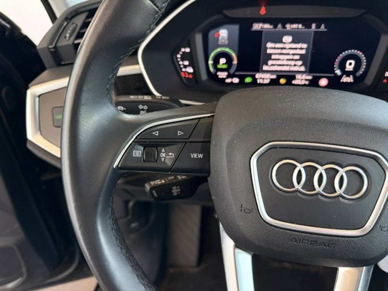 Audi Q3 45 TFSI e PHEV AUTOMAAT — foto 17 van 21