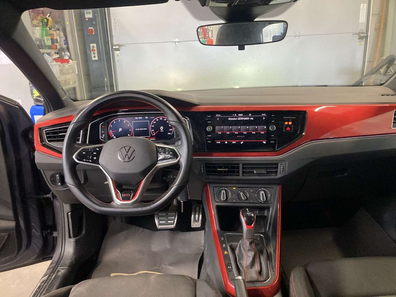 Volkswagen Polo GTI 2.0TSI 207PK DSG AUTOMAAT — foto 10 van 16