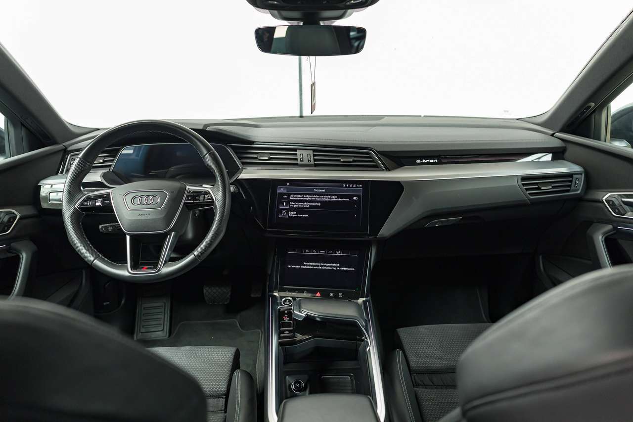 Audi e-tron 95 kWh 55 QUATTRO|2X S-LINE|KEYLESS|SFEERVERL.|ZETELVERW.|ACC|LA|GARANTIE| — foto 19 van 25