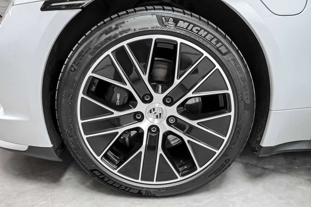 Porsche Taycan Taycan Sport Turismo FACELIFT-battery Plus-Sport design front-BOSE-ACC — foto 11 van 25