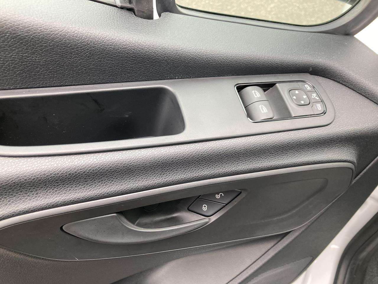 Mercedes-Benz Sprinter 317 CDi 170 L2H2 38.850€ netto Camera/Navi — foto 16 van 25
