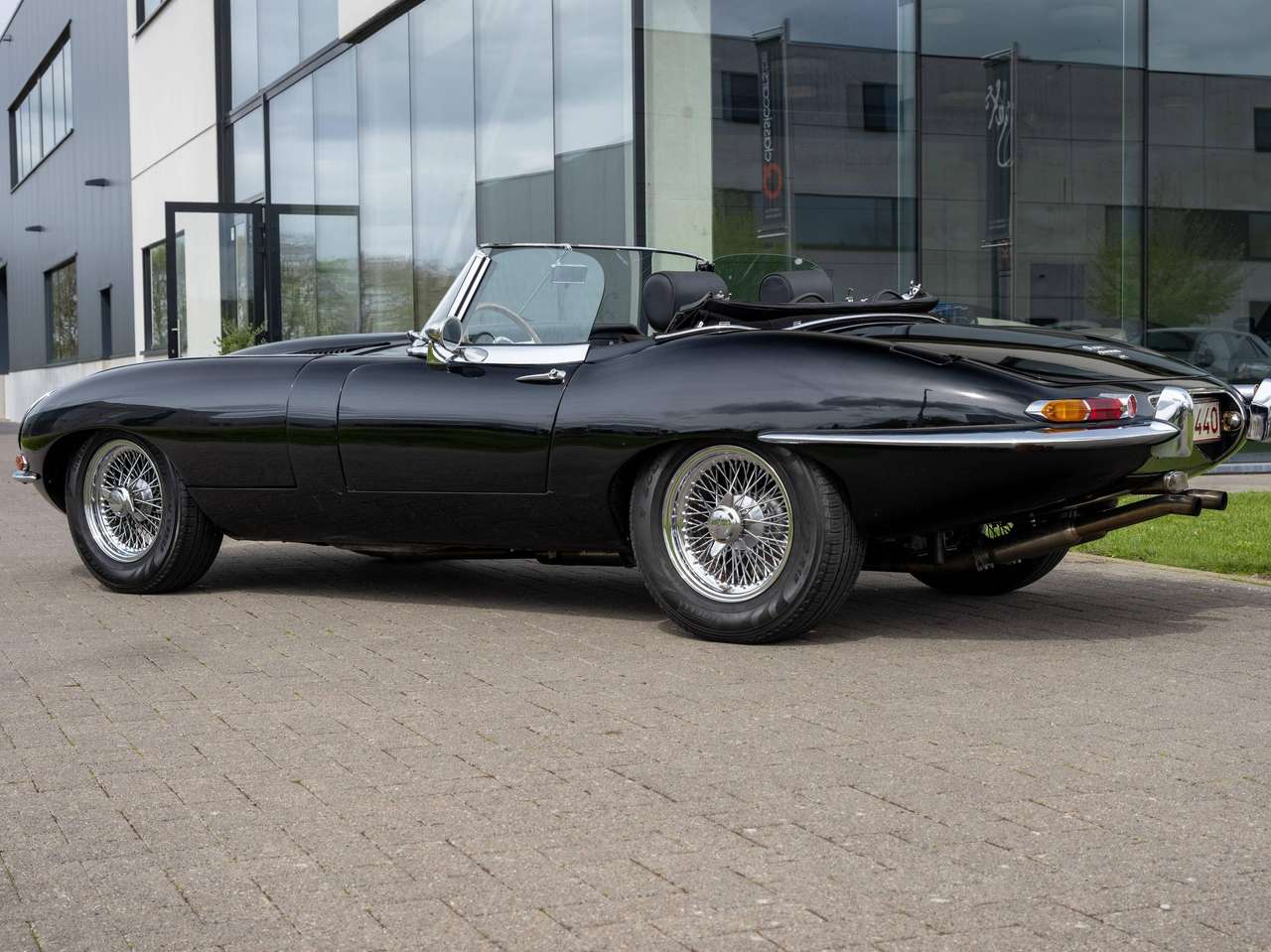 Jaguar E-Type 4.2 cabrio 5 speed — foto 23 van 25