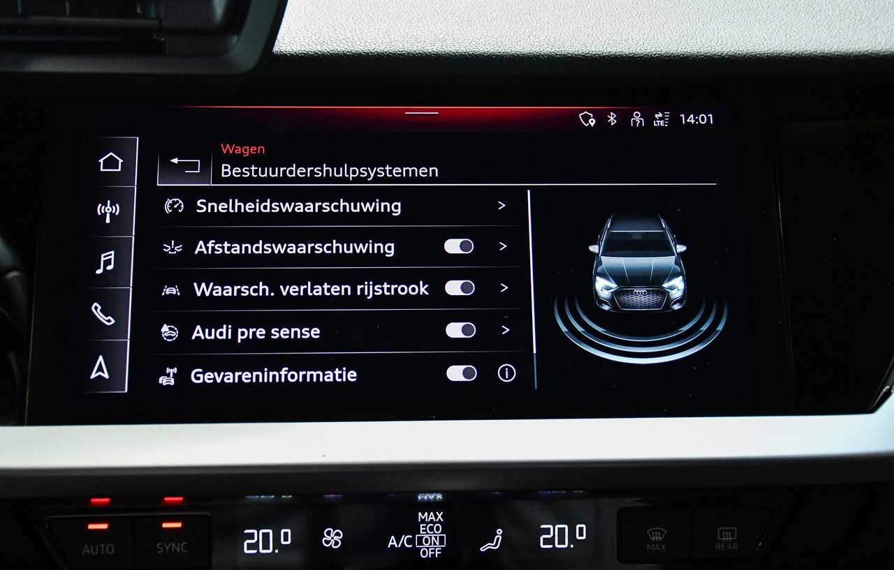 Audi A3 A3 40TFSI Design PHEV - NAVIGATIE / CAMERA / ACC / SMARTLINK / PDC — foto 11 van 16