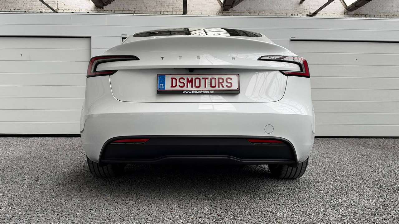Tesla Model 3 RWD | Premium versie | LFP Batterij | 9.200km | ALS NIEUW! — foto 14 van 25