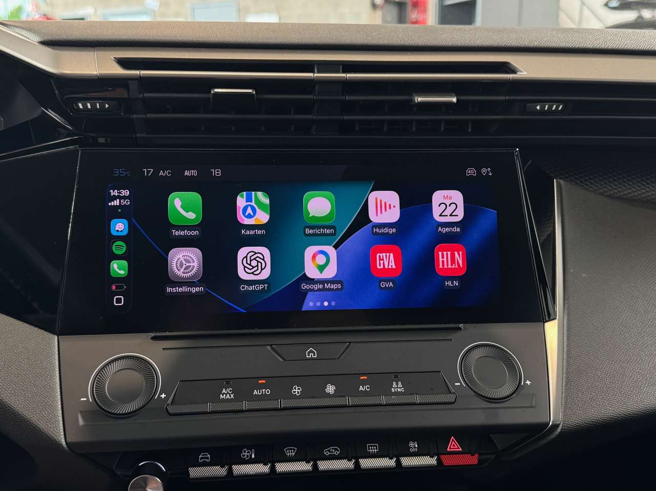 Peugeot 308 SW 1.2 PureTech Active Pack — foto 12 van 15