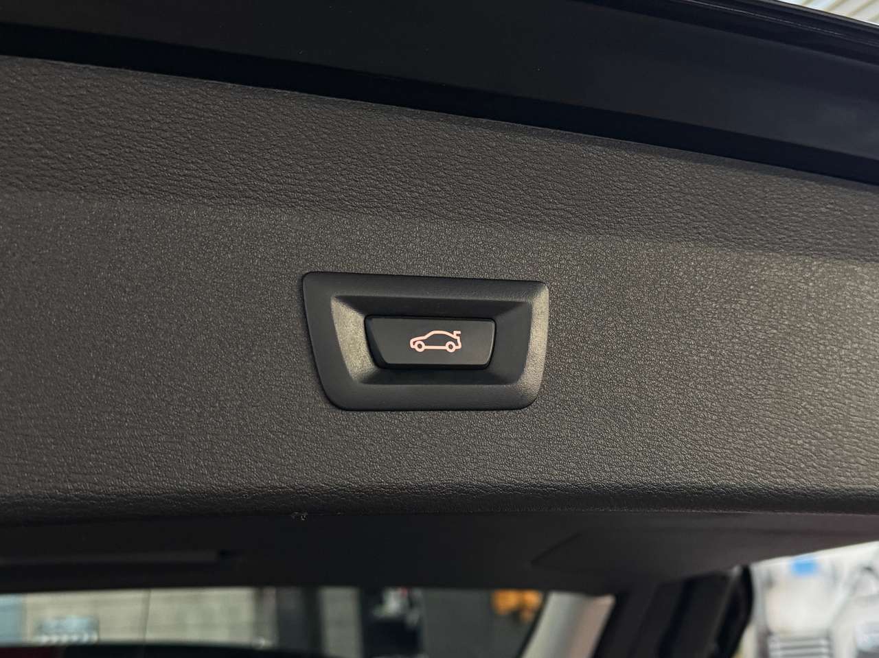 BMW X1 PHEV 1.5iA xDrive25e OPF — foto 6 van 19
