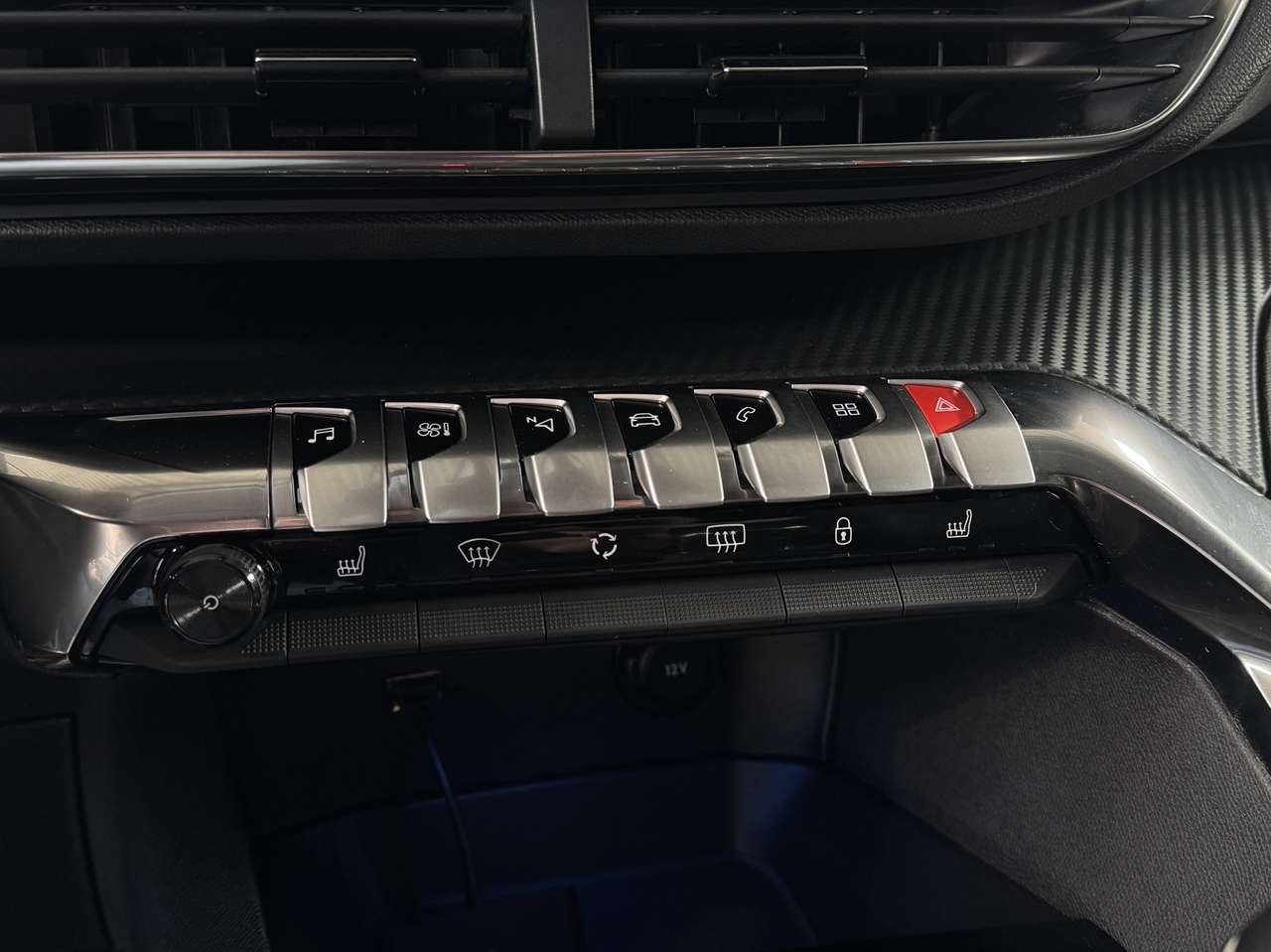 Peugeot 3008 1.2 PureTech Allure — foto 15 van 18