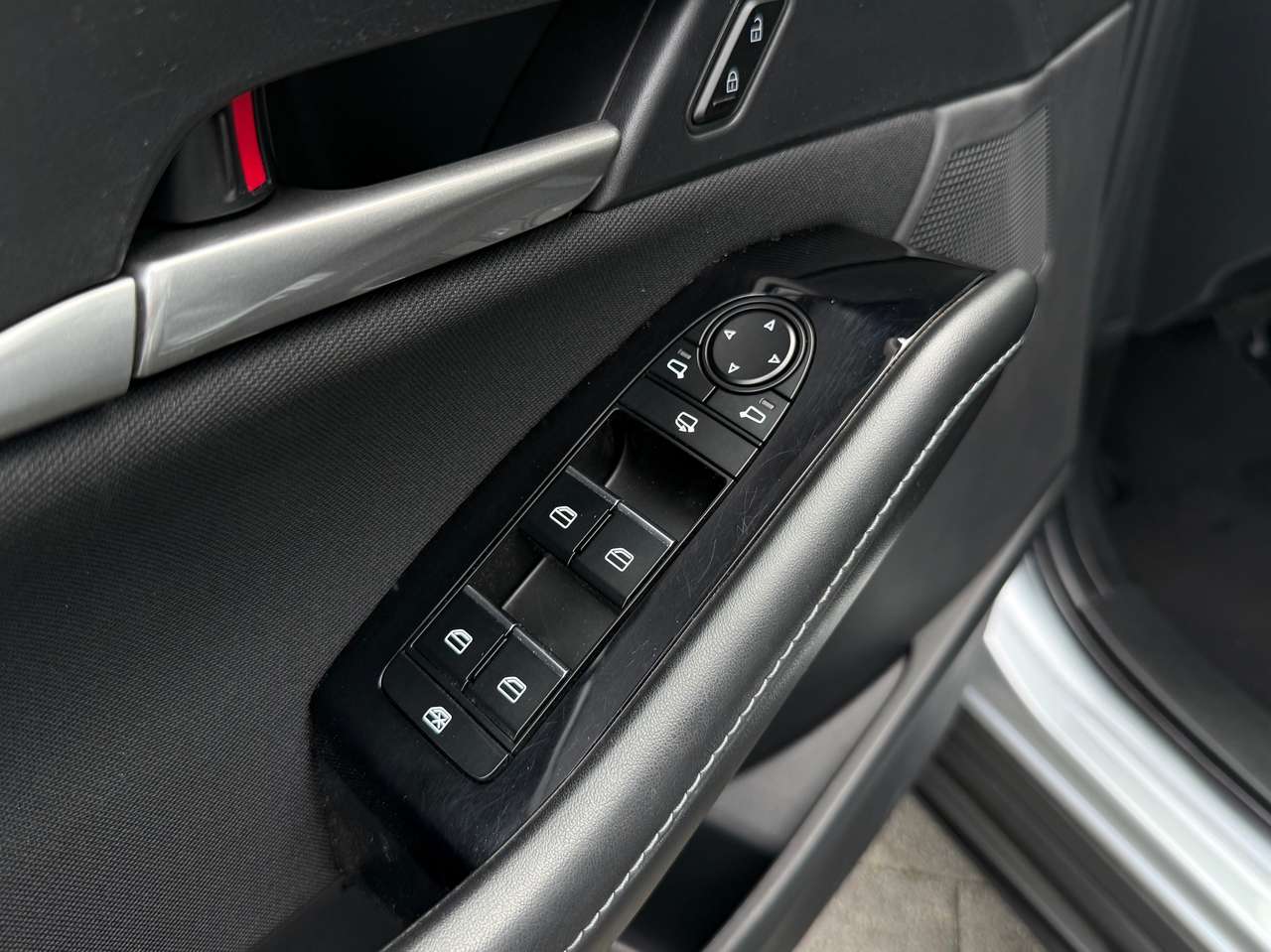 Mazda CX-30 2.0i SKYACTIV-G MHE Hakoné — foto 20 van 21