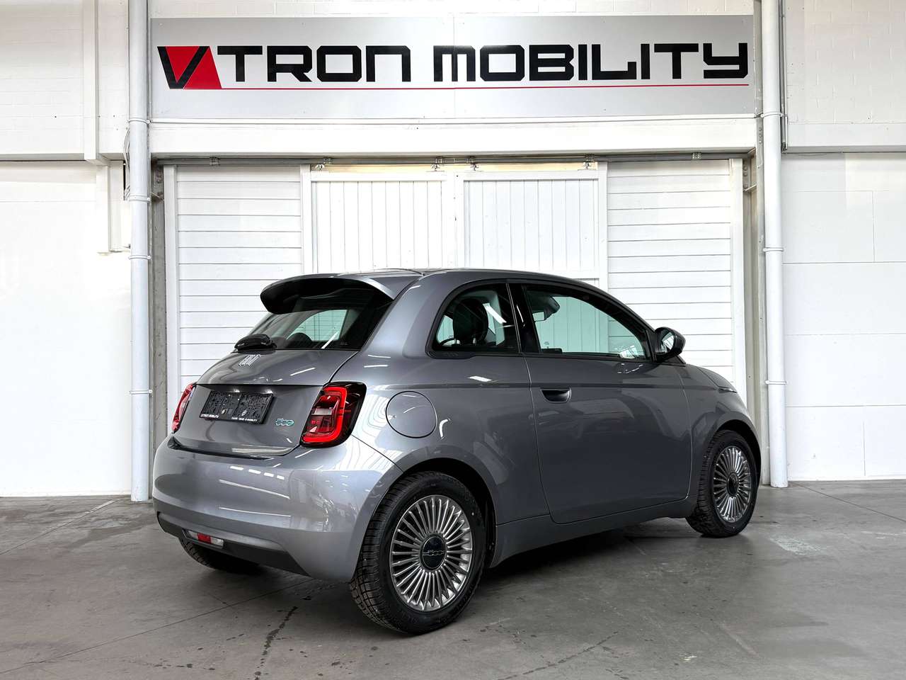 Fiat 500e Icon 24kWh BAT SoH 94% DAB*NAVI*CARPLAY*CC*LANEASS*AAC — foto 4 van 25