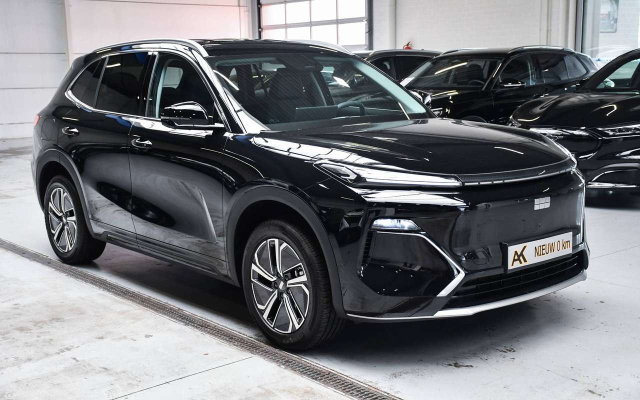 Geely Starray EM-i Pro 83km NIEUW - NAVIGATIE  / SMARTLINK / LEDER / CAMERA / ACC / BLIS / PDC — foto 2 van 20