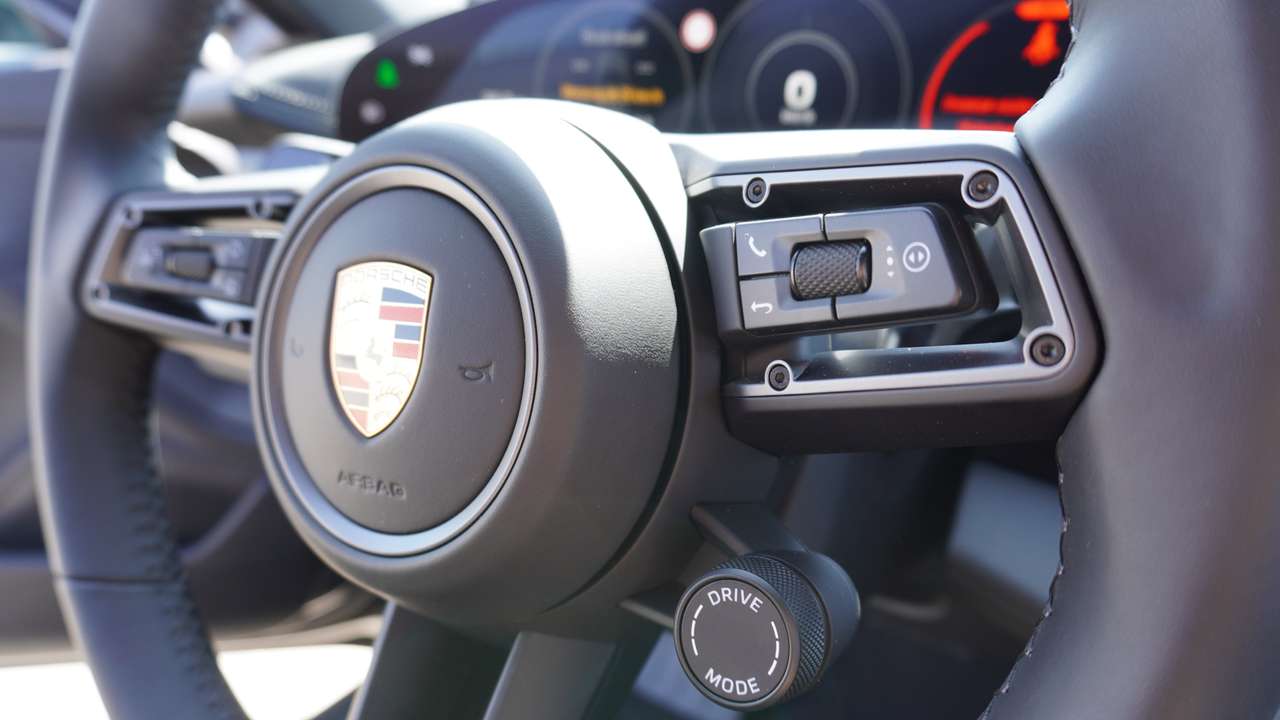 Porsche Taycan 4 CT/-10%!!/21"/LEDER/MEMO/PPBatt+/PASM/LUCHT — foto 11 van 16