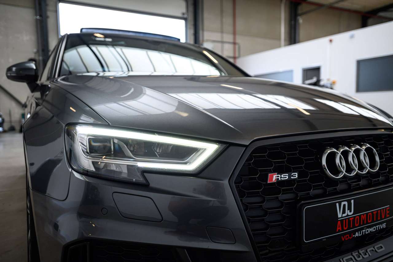 Audi RS3 Sportback 2.5 TFSI | GARANTIE | PANO | KUIPSTOELEN — foto 8 van 25