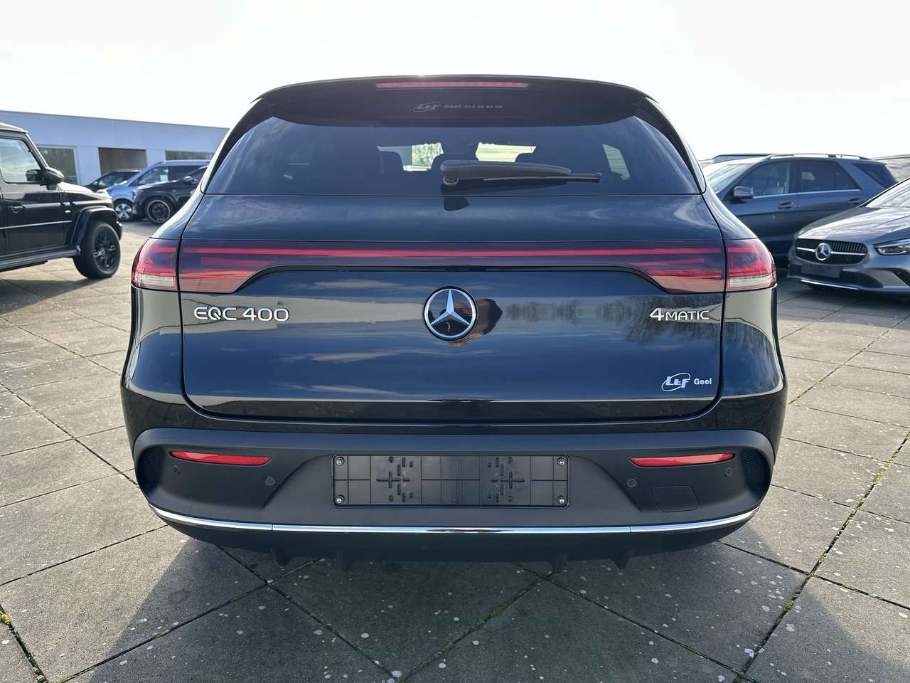 Mercedes-Benz EQC 400 4M AMG Leder 21" multi privacy ramen dodehoek — foto 7 van 19