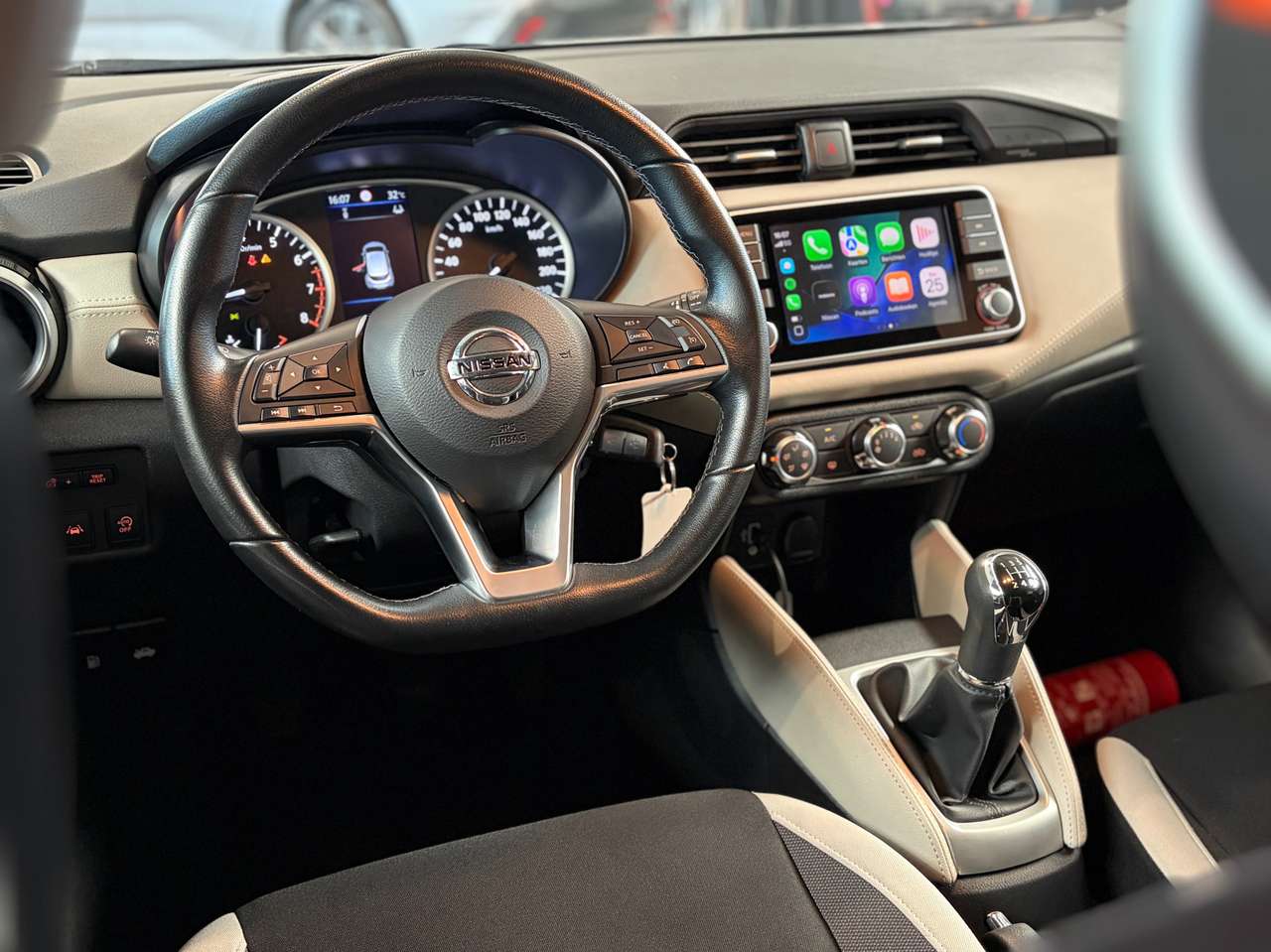 Nissan Micra 0.9 IG-T N-Design — foto 10 van 19