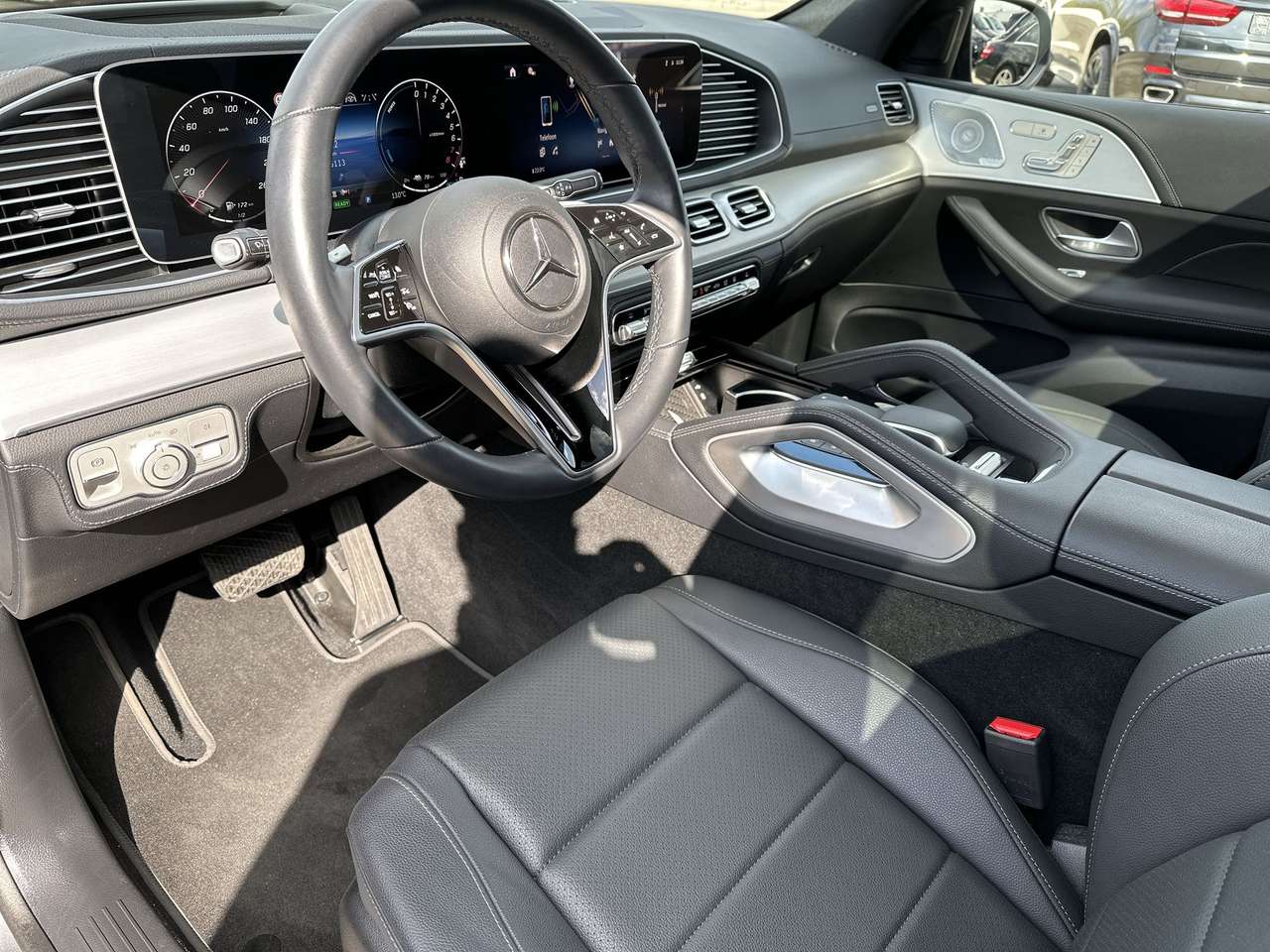 Mercedes-Benz GLE 400 E 4-Matic PHEV AMG Line Pan. dak Distronic Night — foto 16 van 19
