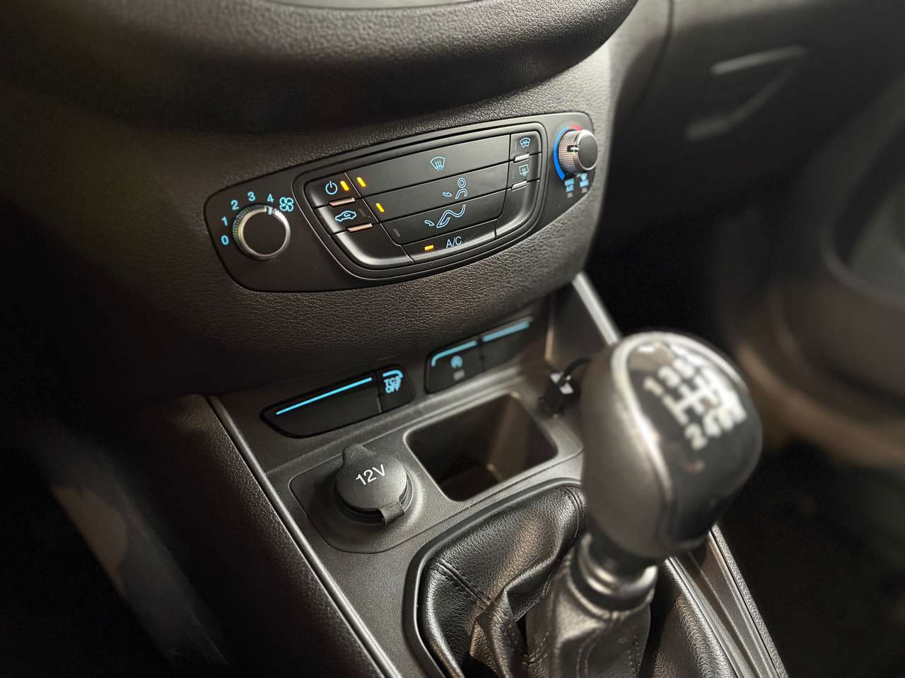 Ford Transit Courier 1.0 EcoBoost Trend S/S — foto 10 van 16