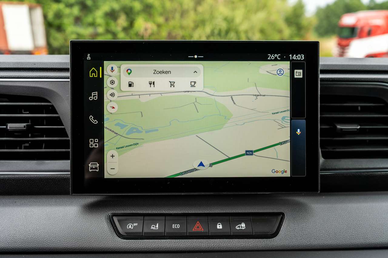 Renault Master 2.0dCi L2H2 - Automaat - Navigatie - 34.700excl — foto 8 van 17