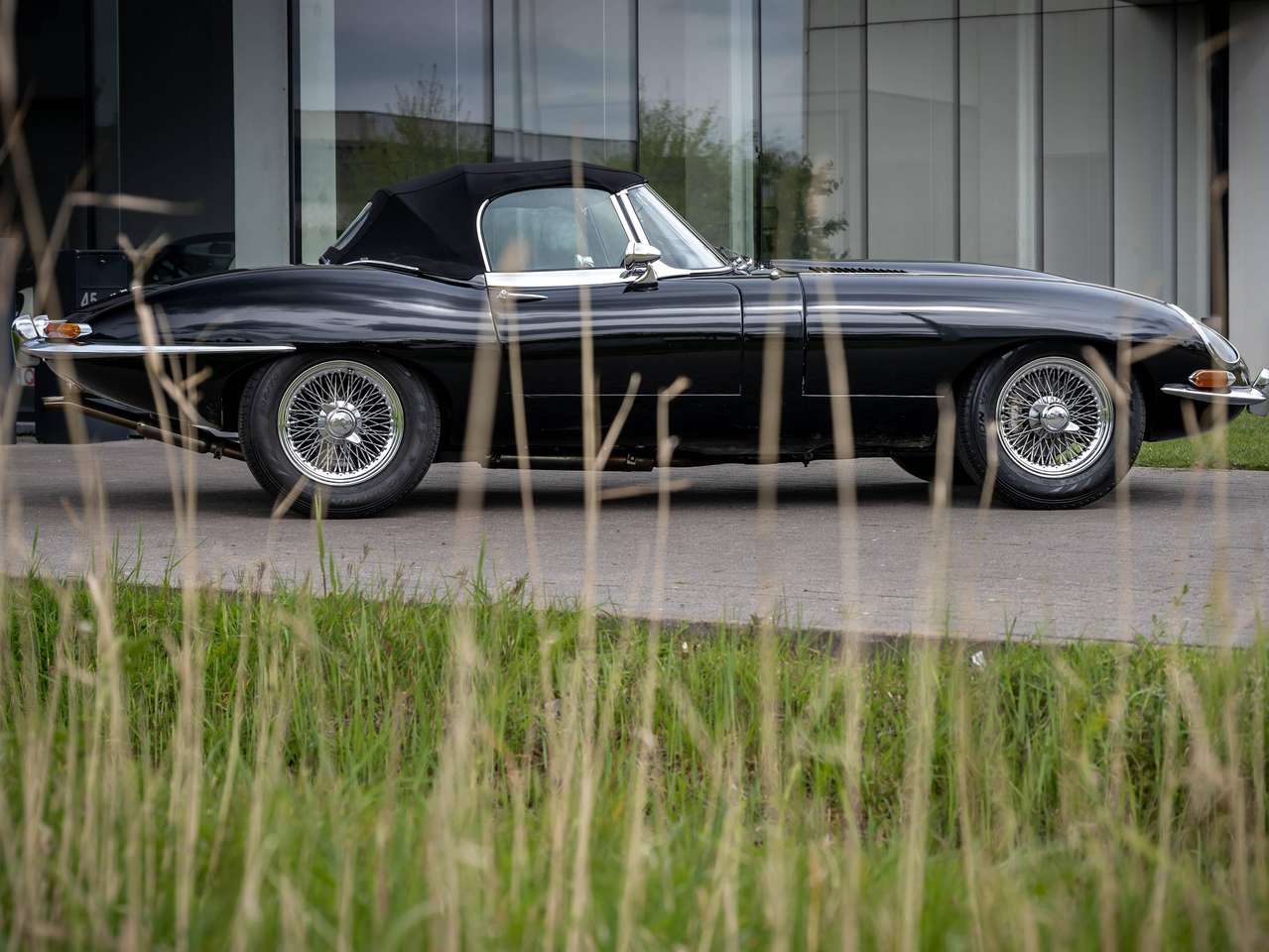 Jaguar E-Type 4.2 cabrio 5 speed — foto 5 van 25