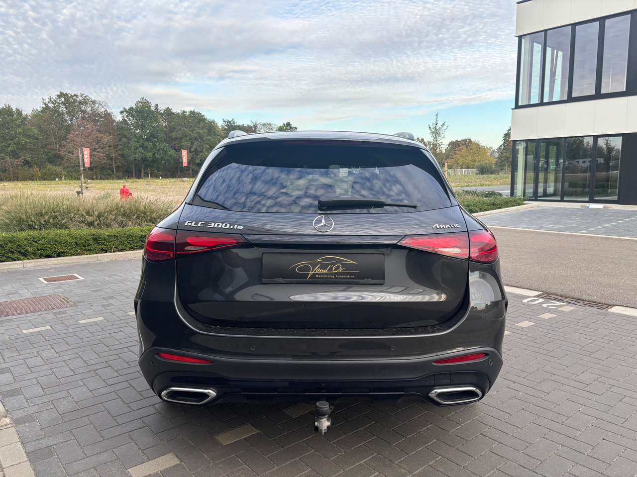 Mercedes-Benz GLC 300 GLC 300 de PHEV AMG Line 4MATIC - PANO - AIRMATIC - 360 - TREKHAAK - ACC - CARPLAY - LIGHT DESIGN — foto 4 van 25