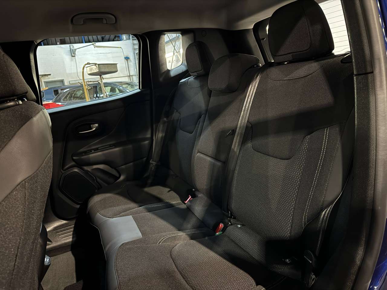 Jeep Renegade 1.0 T3 Limited — foto 7 van 17