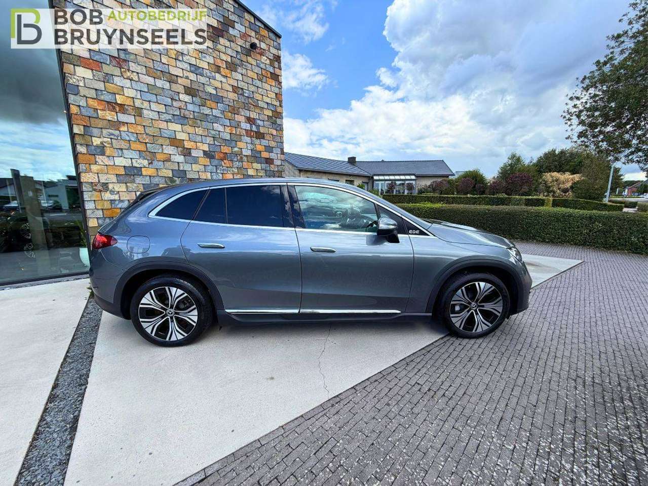 Mercedes-Benz EQE SUV Electric Art – Distronic – Panodak – Memoryseats – Trekhaak — foto 5 van 25