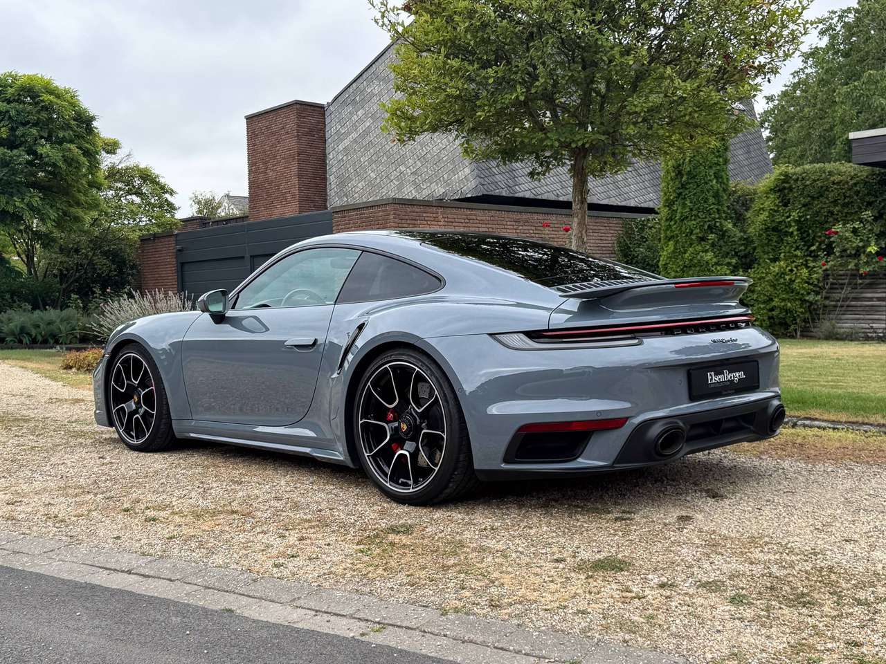 Porsche 911 992 TURBO / Arctic Grey / Burmester / 360 / Sunroof / Matrix / 14-Way  /
